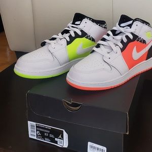 Air Jordan 1 Mid (GS)